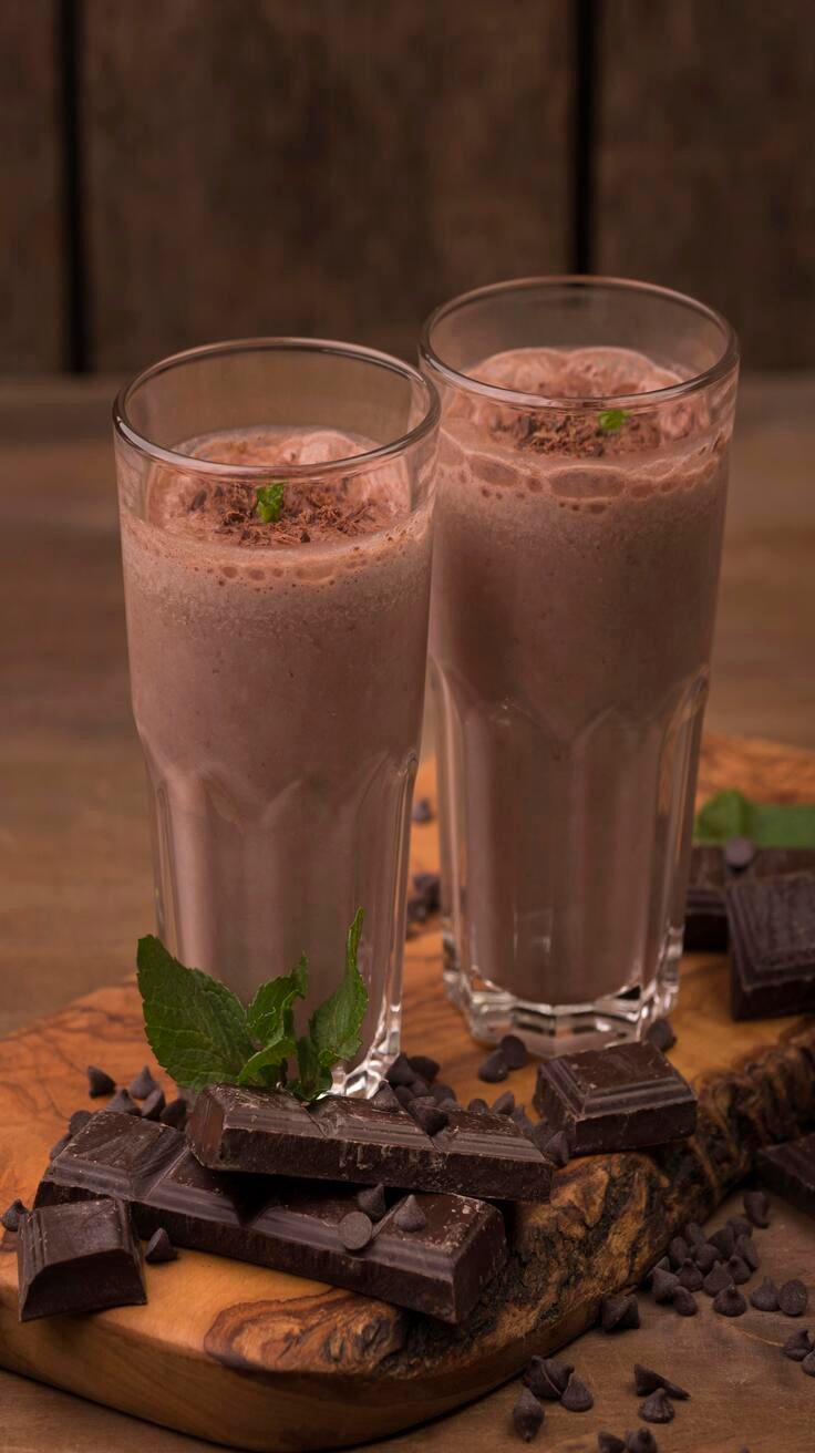 Quick and Easy Chocolate Milkshake Recipe